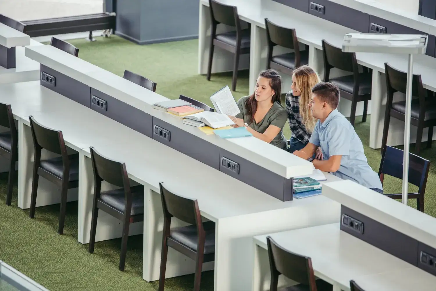 ANTALYA BELEK ÜNİVERSİTESİ _ جامعة أنطاليا بيليك