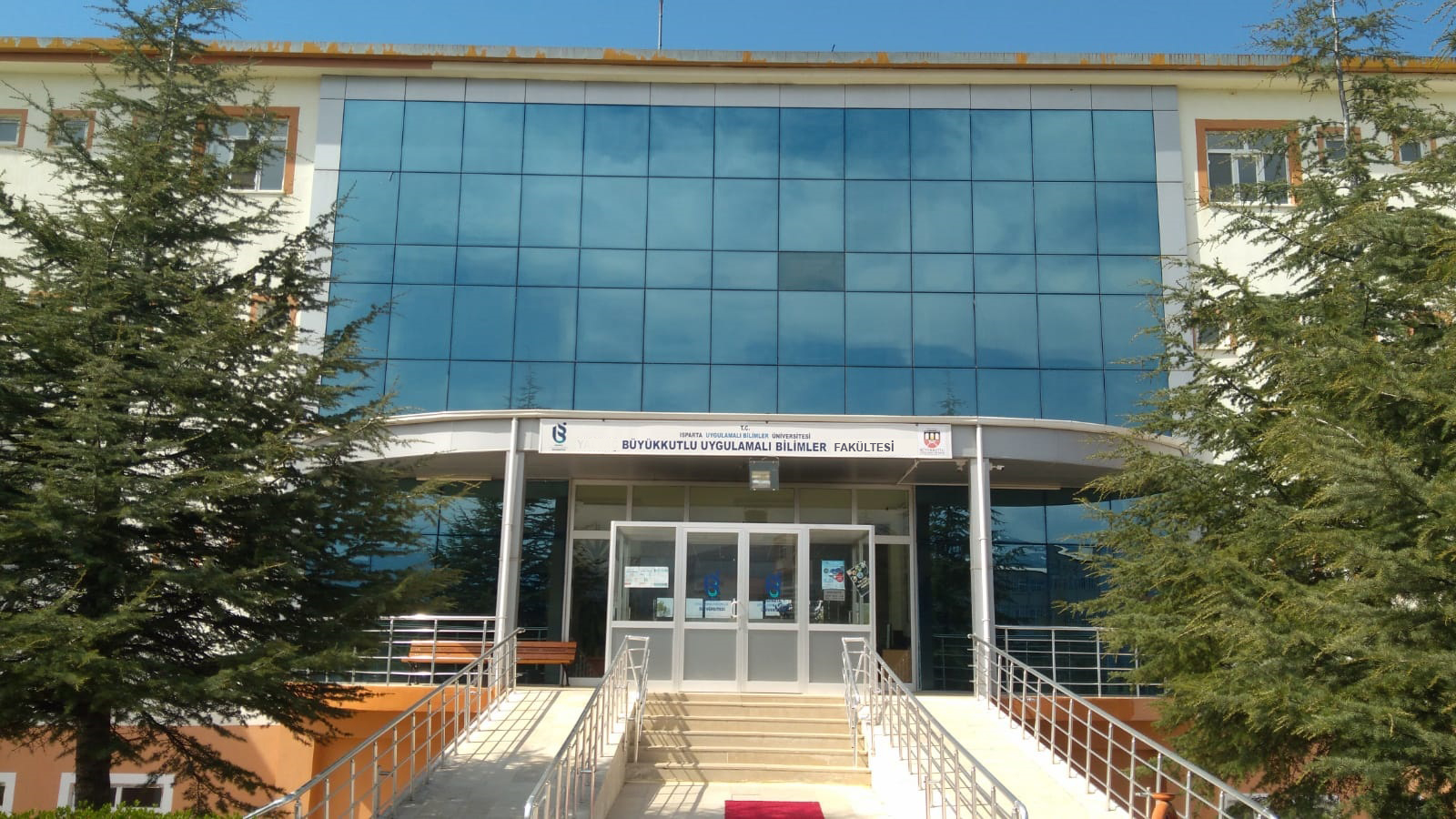 جامعة إسبرطة للعلوم التطبيقية - ISPARTA UYGULAMALI BİLİMLER ÜNİVERSİTESİ