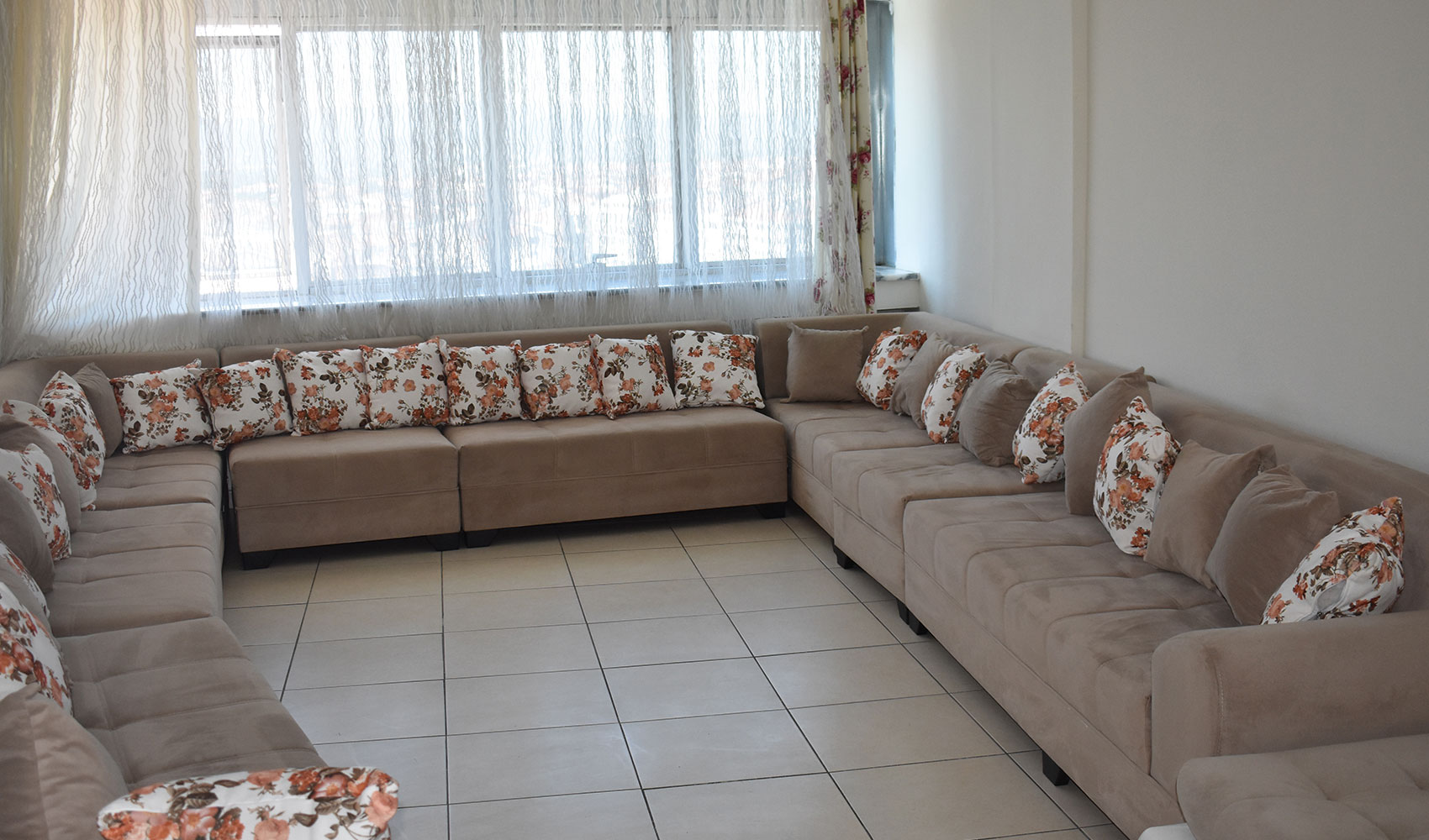 Özel İnsan Vakfı Bolu Yükseköğretim Kız Öğrenci Yurdu-سكن الطالبات الجامعيات في بولو التابع لمؤسسة الإنسان الخاصة