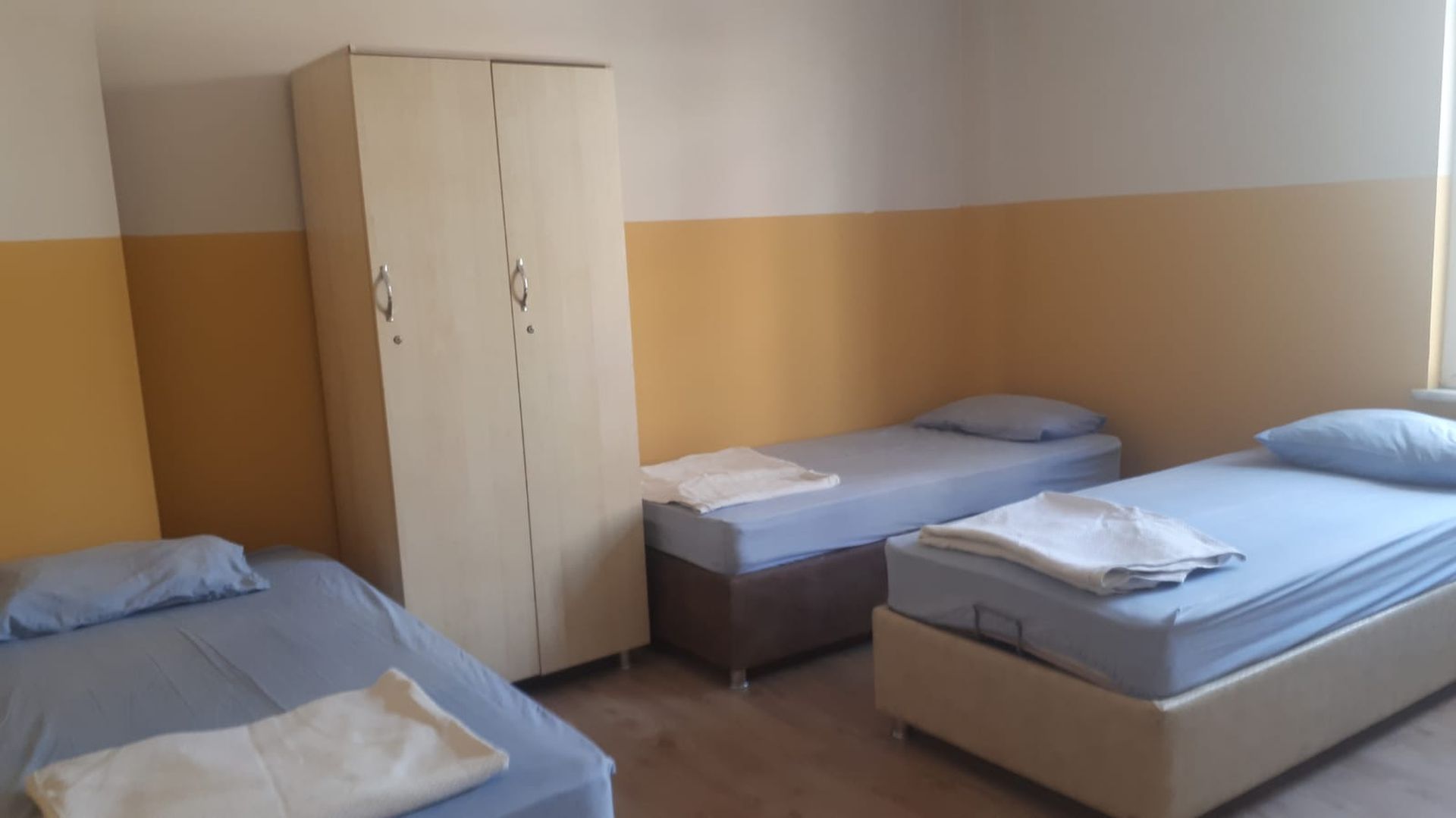 Özel İnsan Vakfı Kayapınar Yükseköğretim Erkek Öğrenci Yurdu-سكن الطلاب الجامعيين كايا بينار التابع لمؤسسة الإنسان الخاصة
