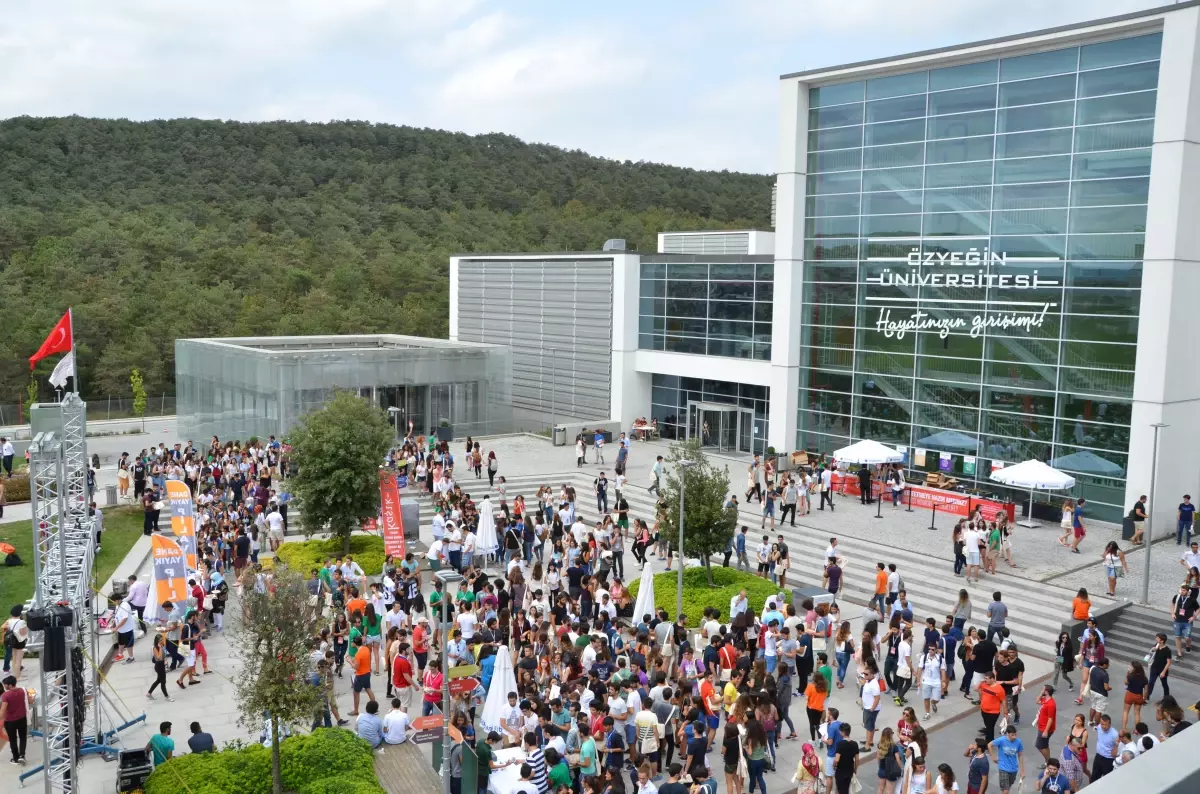 ÖZYEĞİN ÜNİVERSİTESİ -جامعة أوزيجين