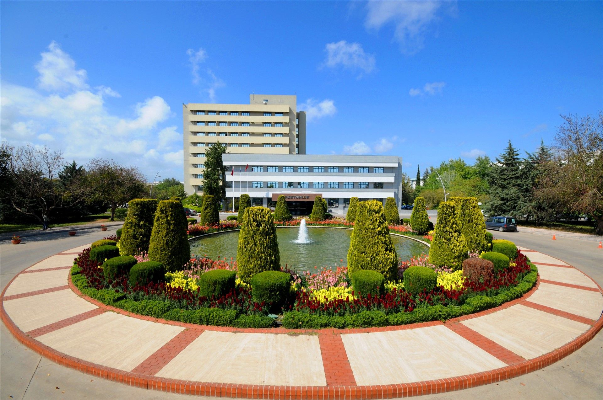جامعة البحر الأبيض المتوسط-akdeniz üniversitesi
