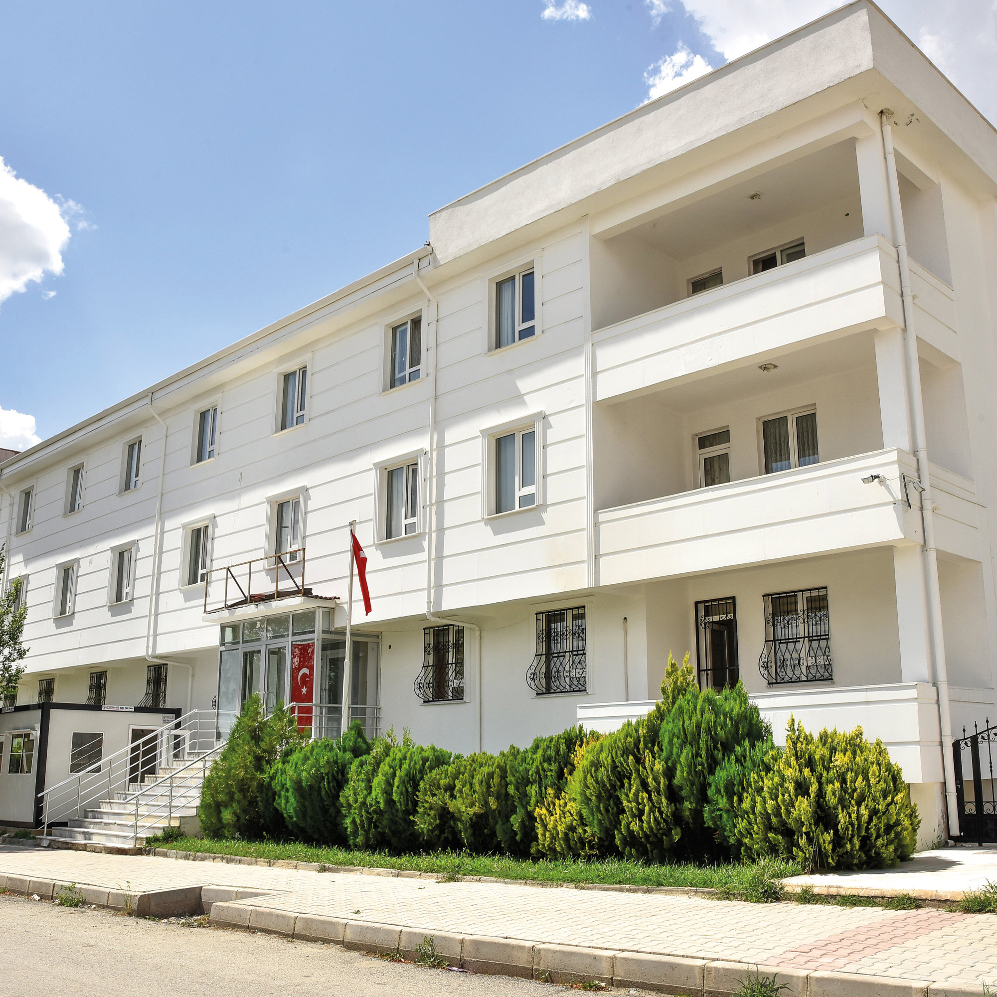 Özel İnsan Vakfı Erzincan Yükseköğretim Kız Öğrenci Yurdu-سكن الطالبات التابع لمؤسسة الإنسان الخاصة في أرزينجان للتعليم العالي
