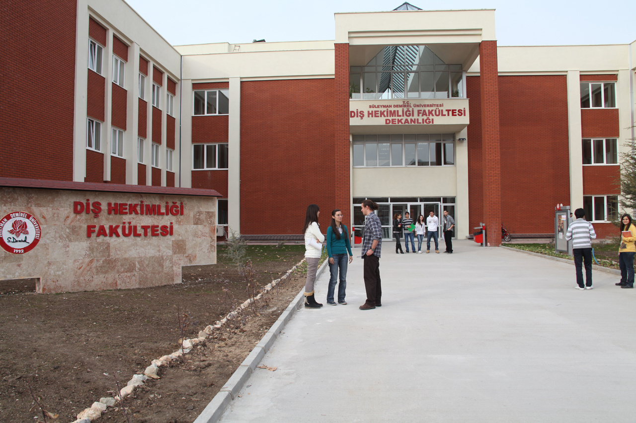 SÜLEYMAN DEMİREL ÜNİVERSİTESİ -جامعة سليمان دميرال