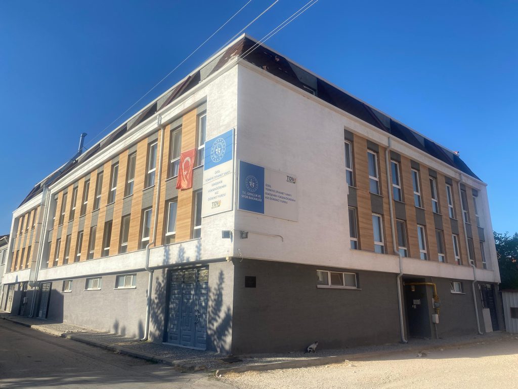 TÜRKİYE DİYANET VAKFI ESKİŞEHİR YÜKSEKÖĞRENİM KIZ ÖĞRENCİ YURDU