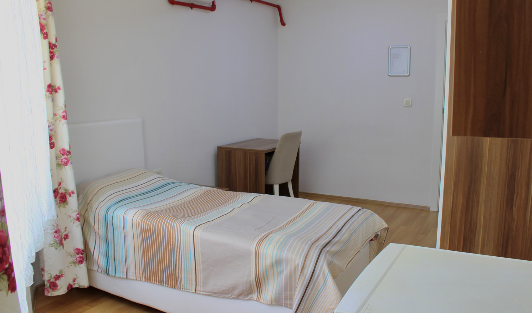 Özel İnsan Vakfı Bornova Yükseköğretim Kız Öğrenci Yurdu