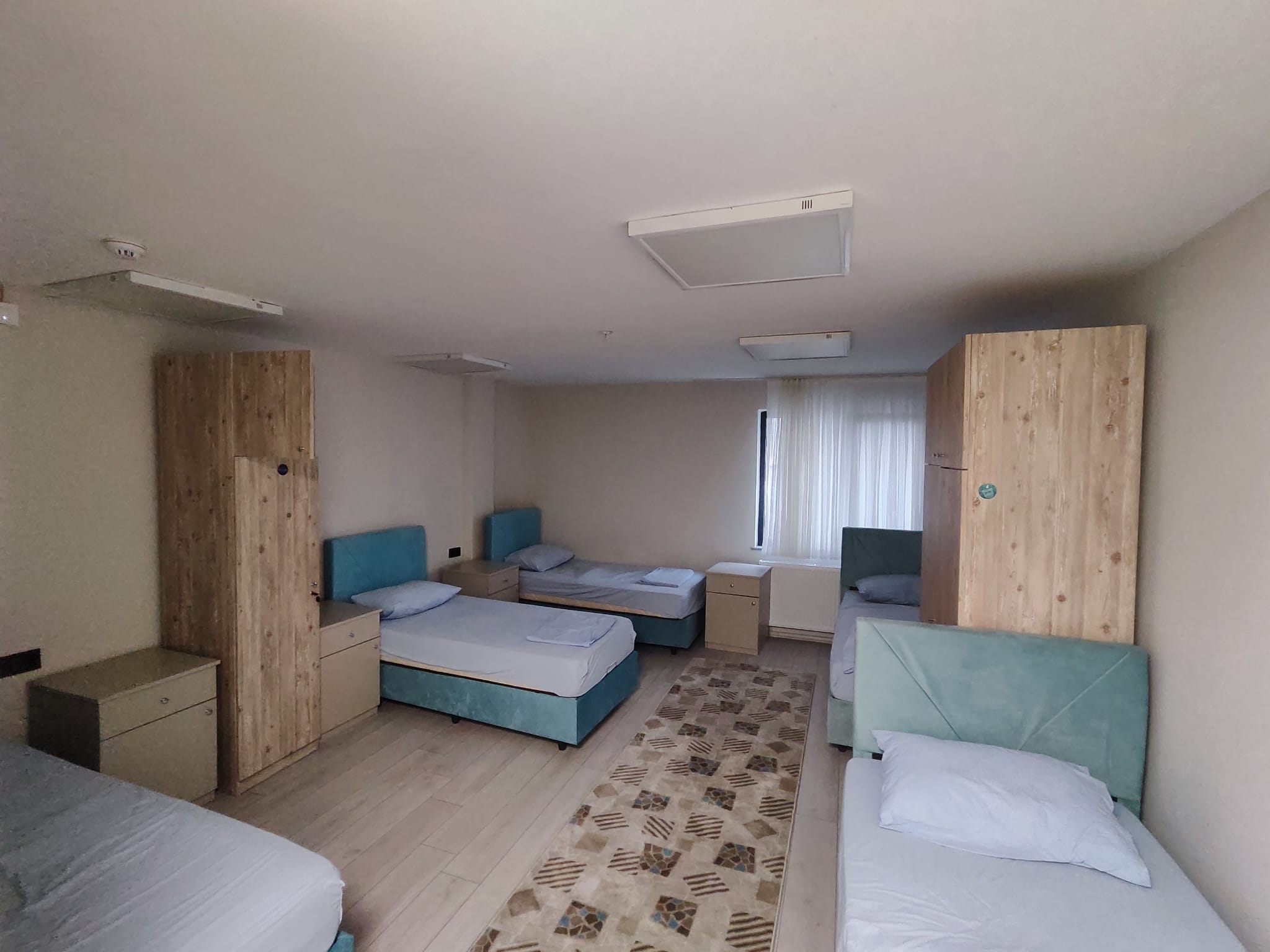 İbn'ül Emin Mahmut Kemal İnal Yükseköğretim Erkek Öğrenci Yurdu