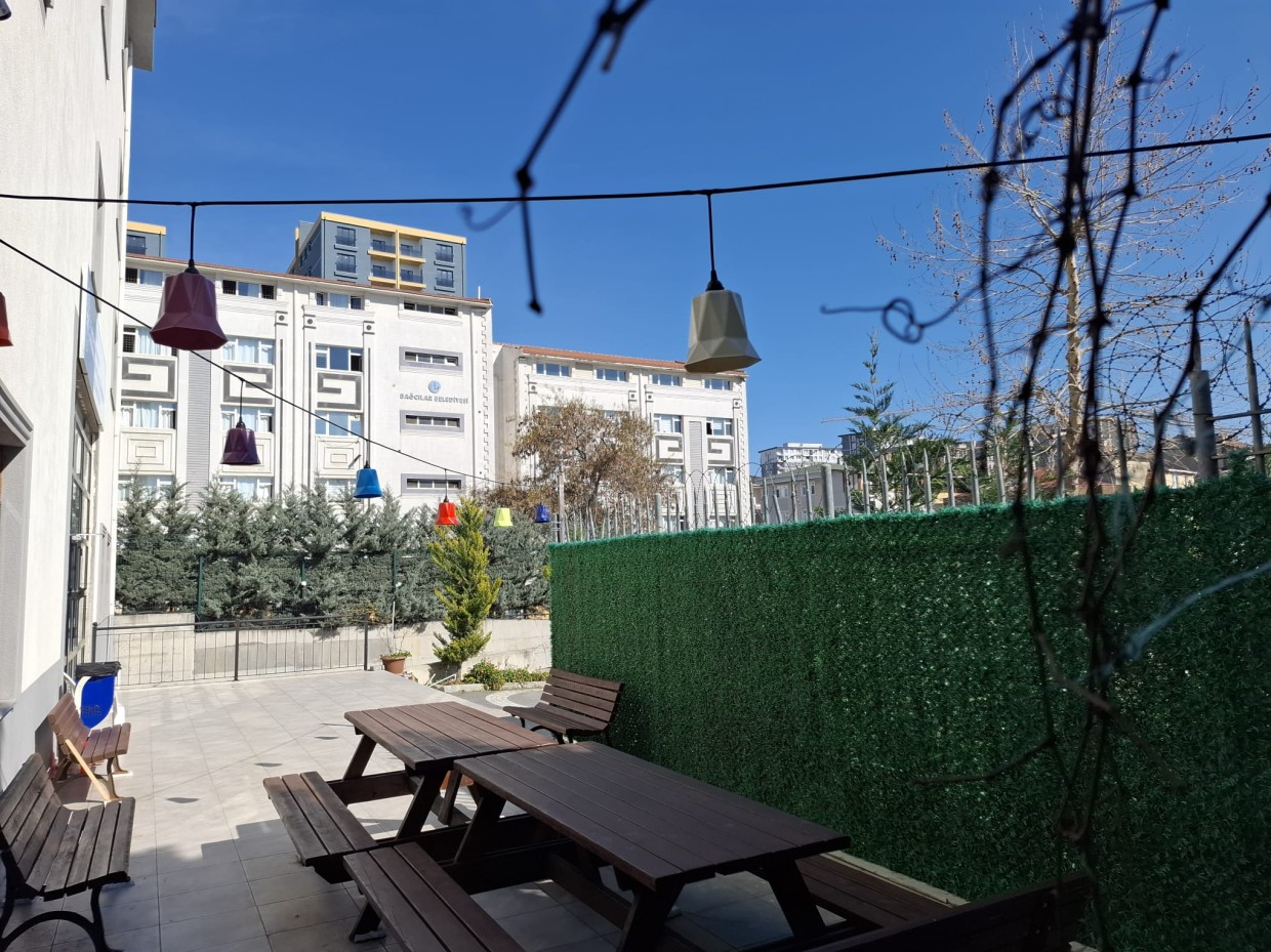 Özel Ensar Vakfı İstanbul Bağcılar Hazreti Hatice Yükseköğrenim Kız Öğrenci Yurdu