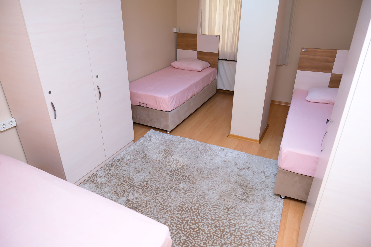 Özel İnsan Vakfı Bahçelievler Yükseköğretim Kız Öğrenci Yurdu