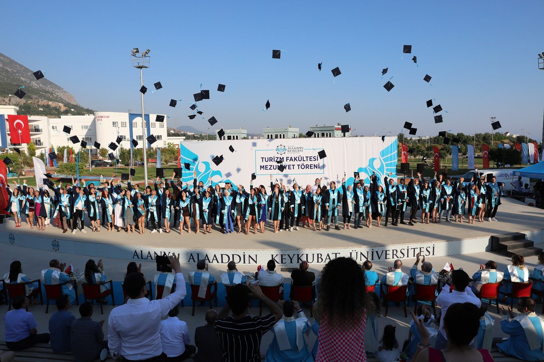 جامعة الانيا علاء الدين كيكوبات - Alanya Alaaddin Keykubat Üniversitesi