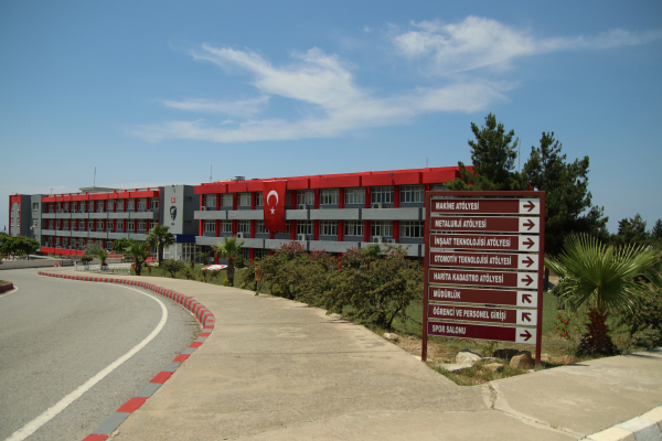 جامعة إسكندرون التقنية-İSKENDERUN TEKNİK ÜNİVERSİTESİ