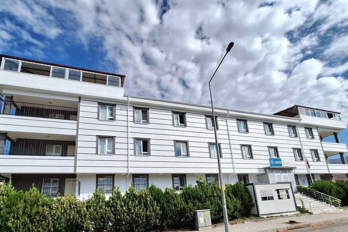 Özel İnsan Vakfı Erzincan Yükseköğretim Kız Öğrenci Yurdu-سكن الطالبات التابع لمؤسسة الإنسان الخاصة في أرزينجان للتعليم العالي