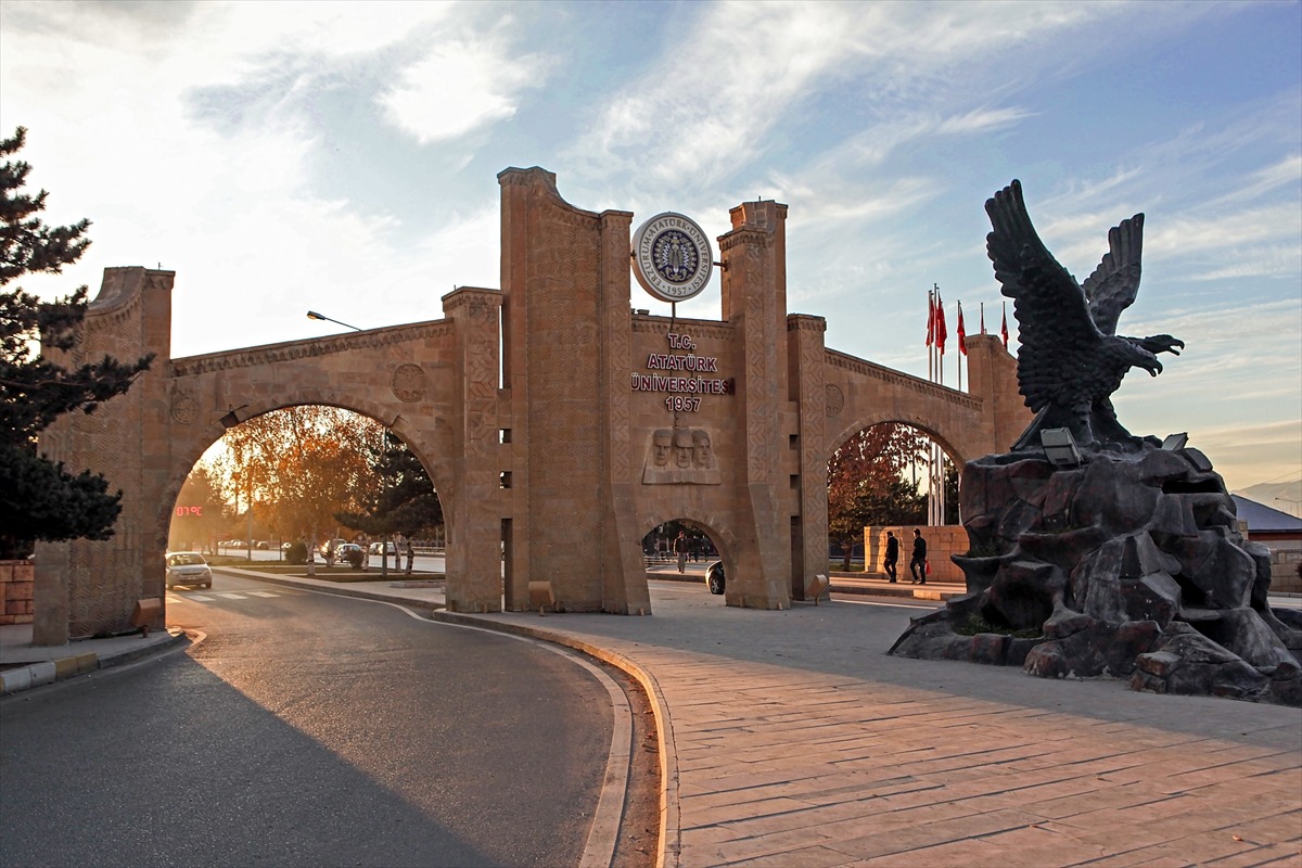 جامعة اتاتورك - ATATÜRK ÜNİVERSİTESİ
