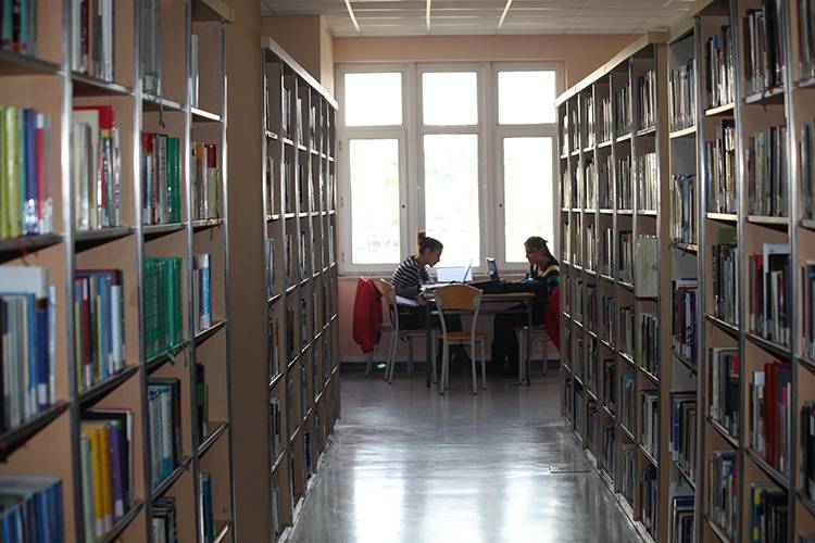 جامعة البحر الأبيض المتوسط-akdeniz üniversitesi