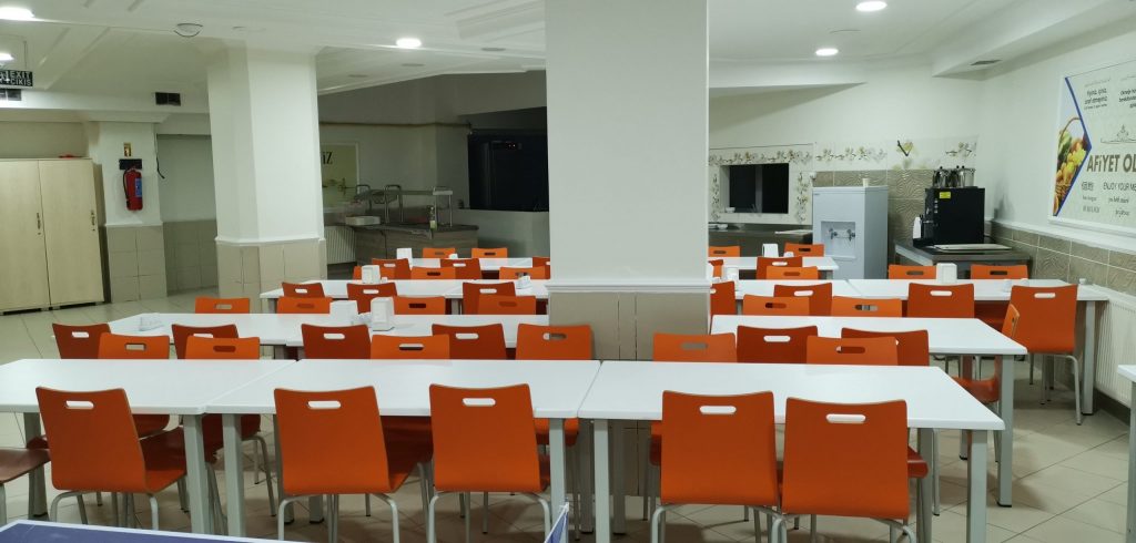 سكن طلاب وقف الديانة التركي - إسطنبول أسكدار للتعليم العالي (للذكور)-TÜRKİYE DİYANET VAKFI İSTANBUL ÜSKÜDAR YÜKSEKÖĞRENİM ERKEK ÖĞRENCİ YURDU  